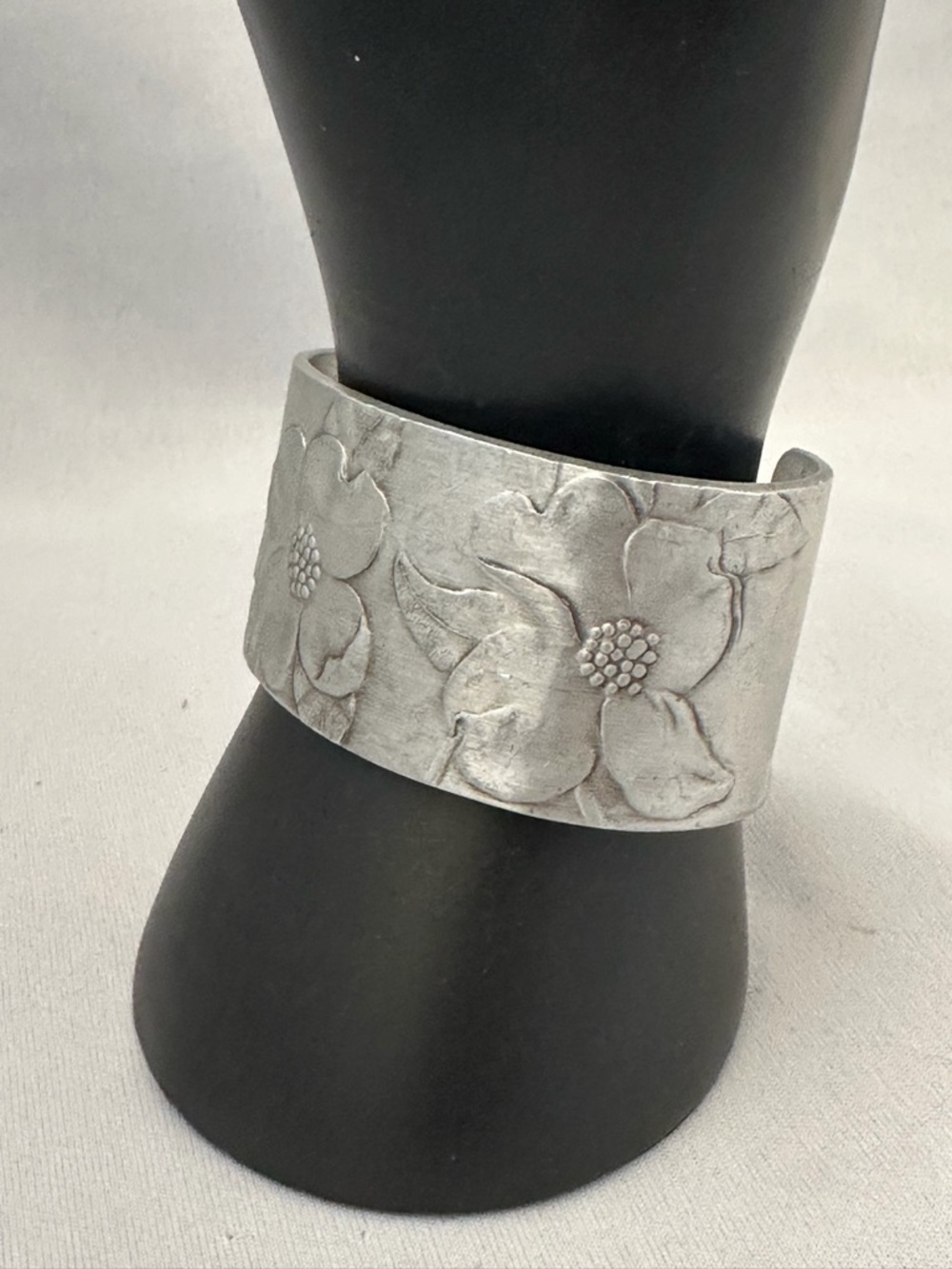 Vintage The Forge hand hammered pewter cuff bracelet with dogwood flowers